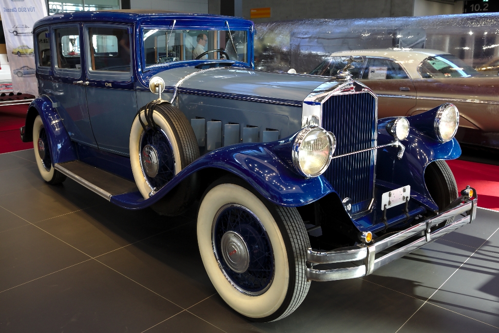 Pierce-Arrow_Model_B_(1930)_1Y7A6168.jpg